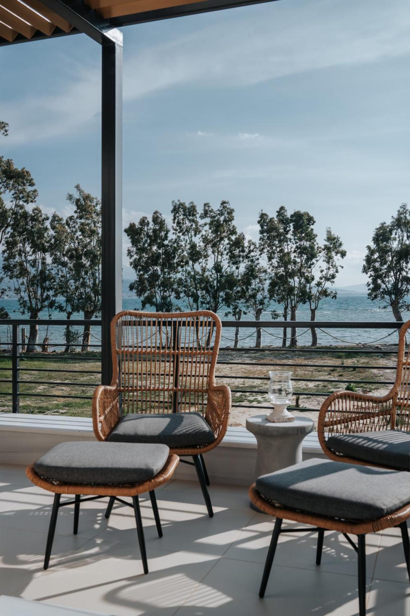 Ponte Suites Andírrion Εξωτερικό φωτογραφία