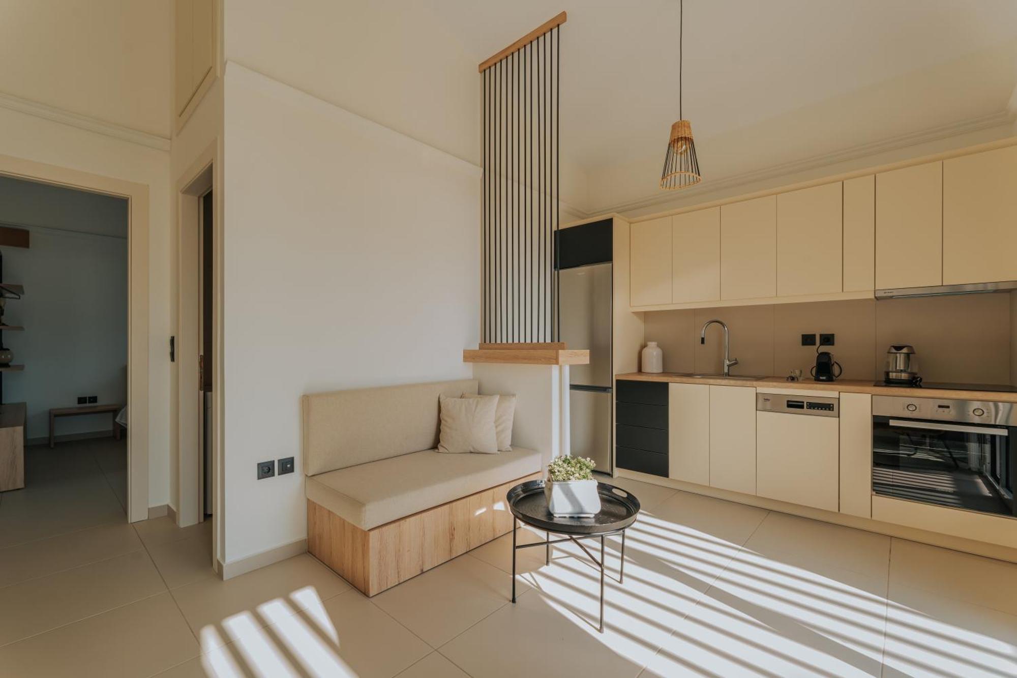 Ponte Suites Andírrion Εξωτερικό φωτογραφία