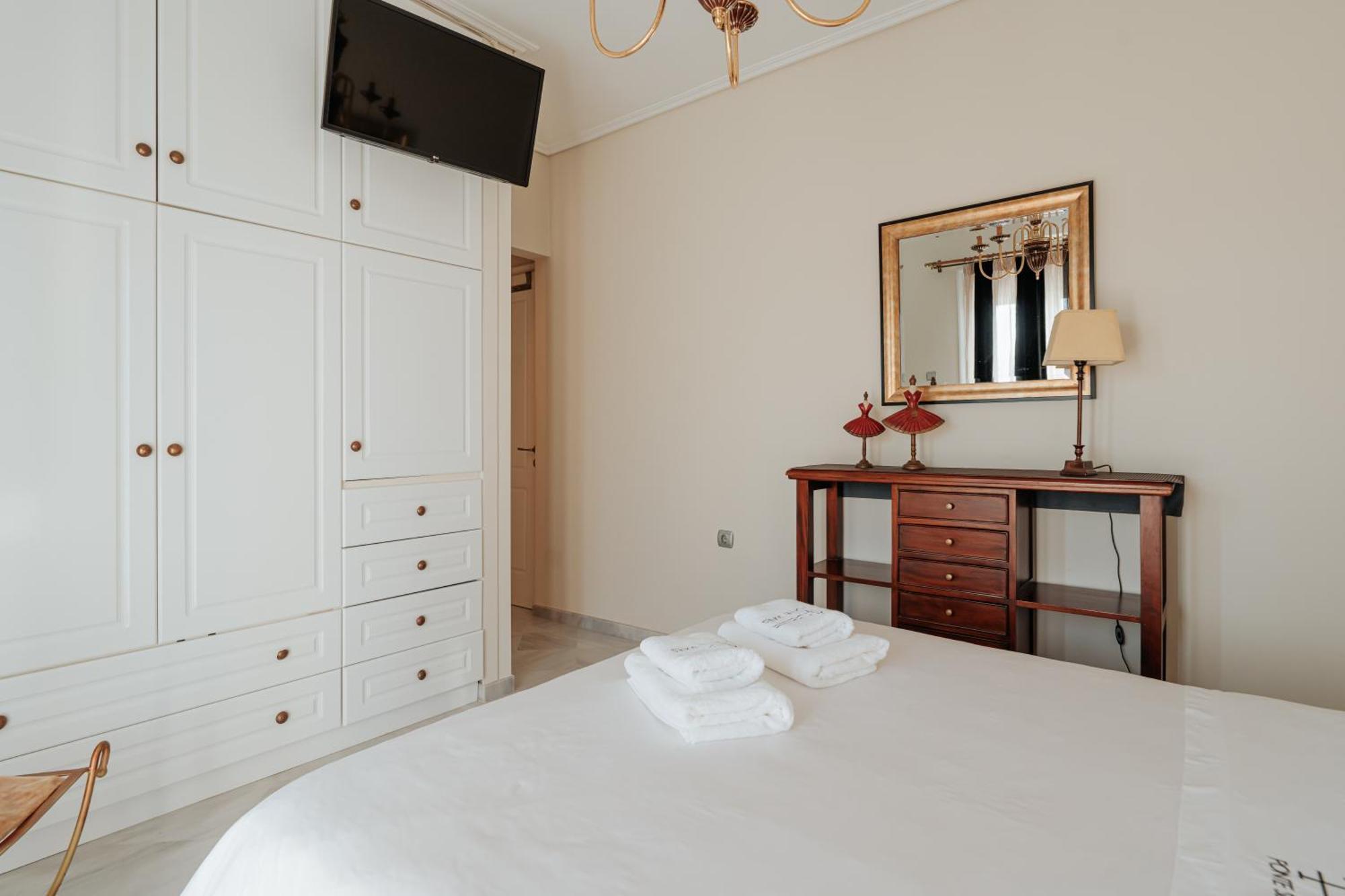 Ponte Suites Andírrion Εξωτερικό φωτογραφία