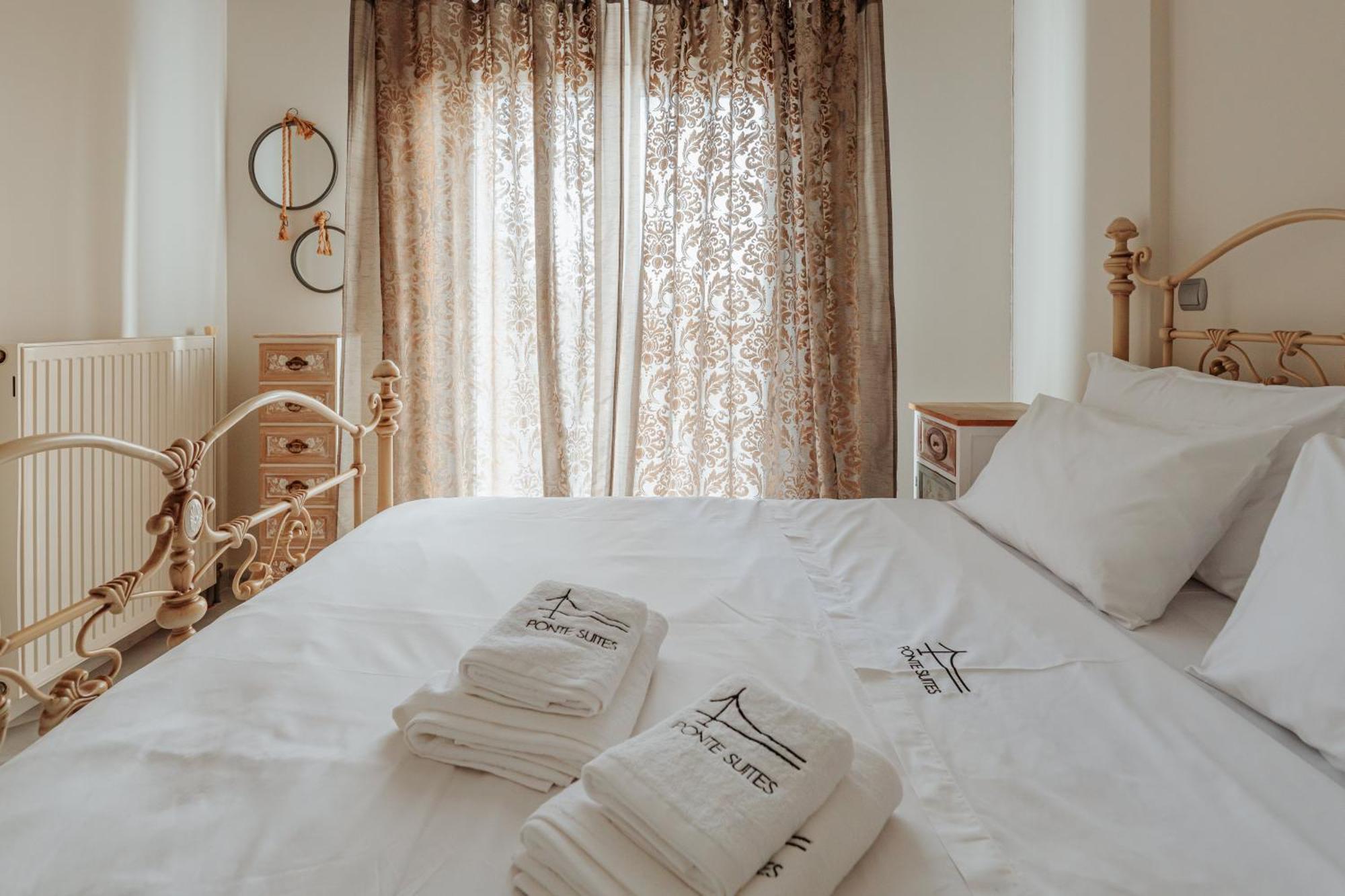 Ponte Suites Andírrion Εξωτερικό φωτογραφία